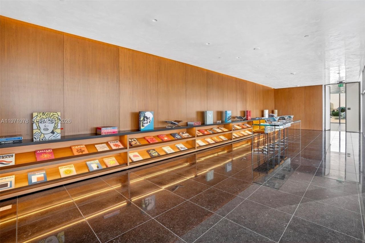 2000 S Ocean Dr , Unit 14B, Hallandale Beach, FL 33009 Photo