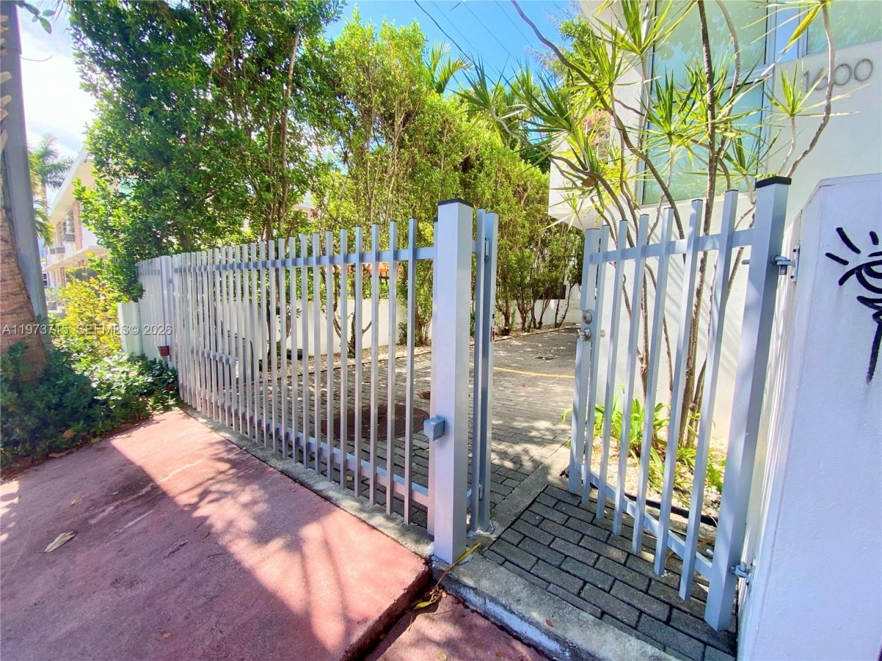 1600 Michigan Ave, Unit 8, Miami Beach, FL 33139 Photo