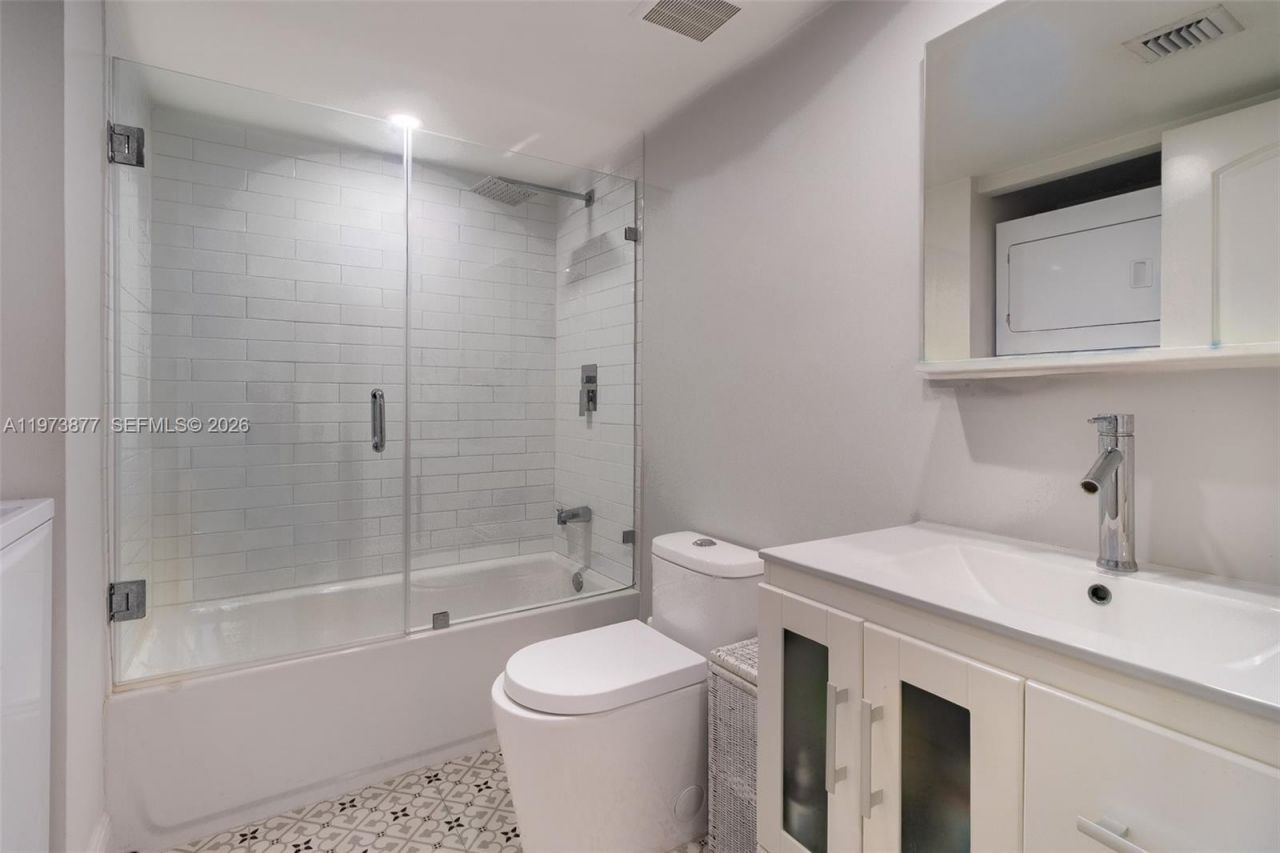 520 Brickell Key Dr , Unit A1007, Miami, FL 33131 Photo