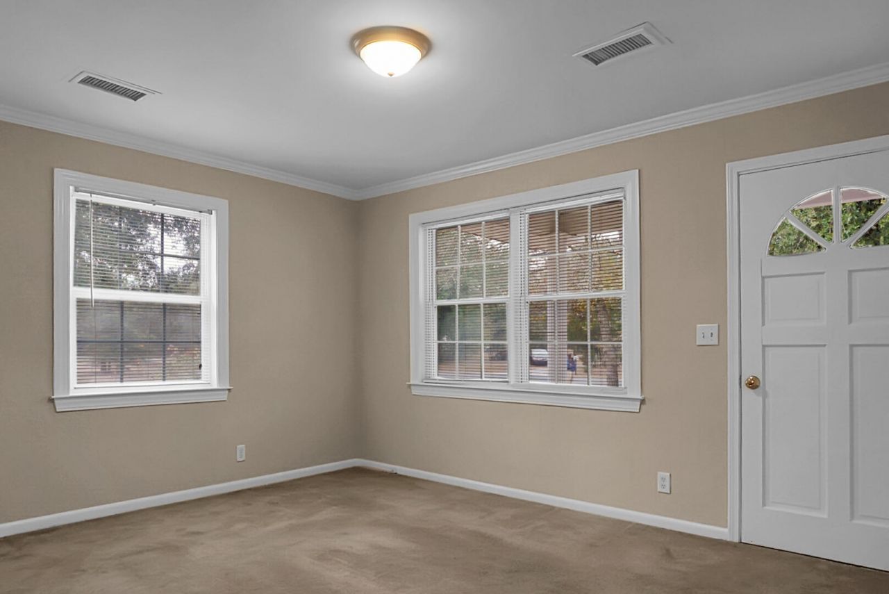 429 Sandhill Road Photo 9