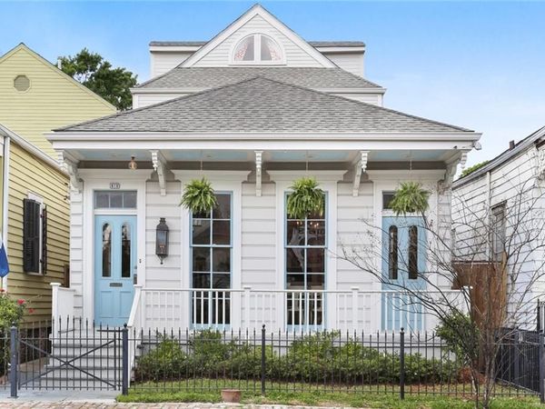 818 UPPERLINE Street, New Orleans, LA 70115
