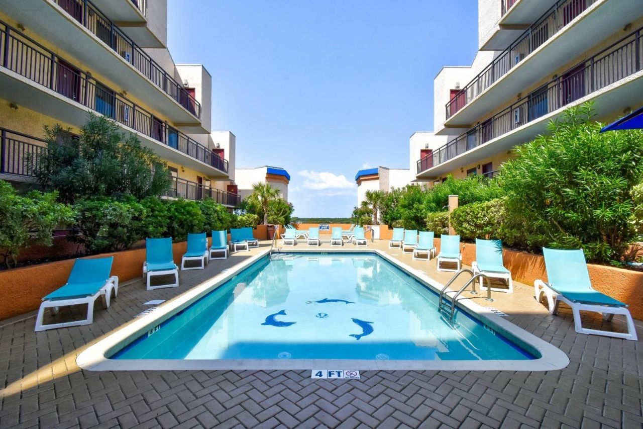 6804 N Ocean Blvd.  Photo 9