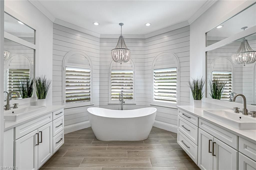 9809 Rocky Bank Dr, Naples, FL 34109 Photo