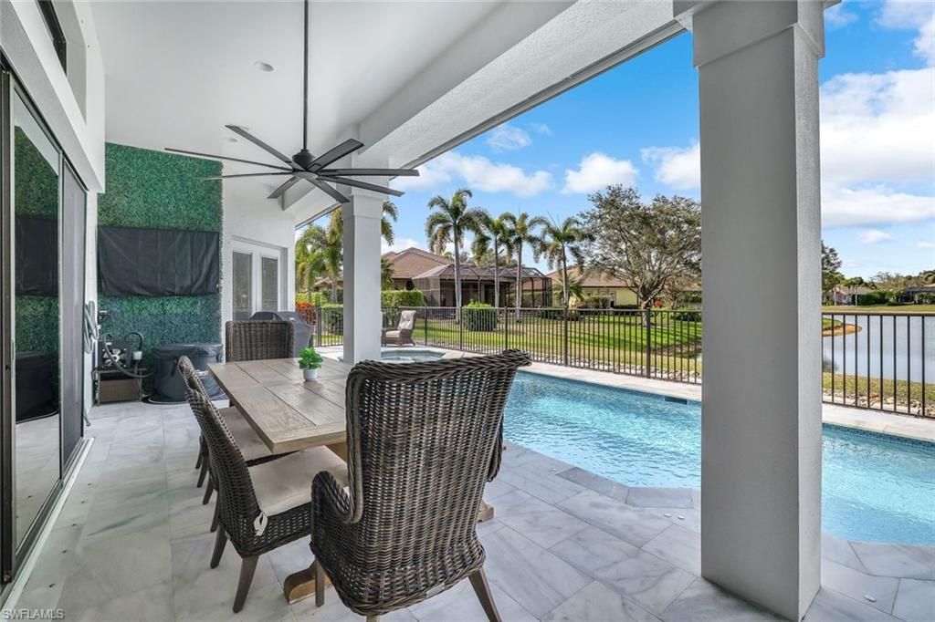 9809 Rocky Bank Dr, Naples, FL 34109 Photo