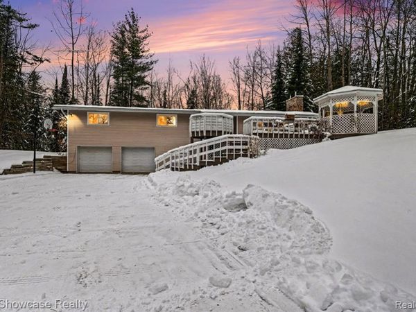 1951 Kneeland Road, Comins Twp, MI 48621