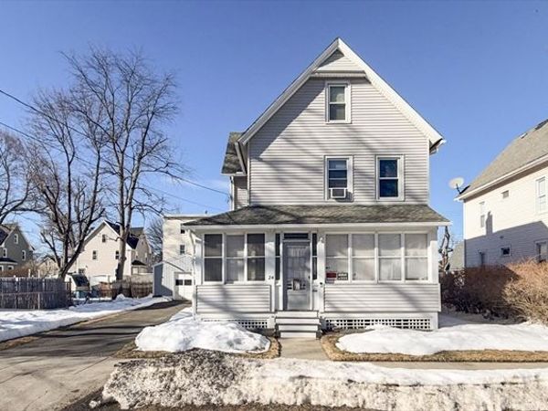 24 Hampden St, West Springfield, MA 01089