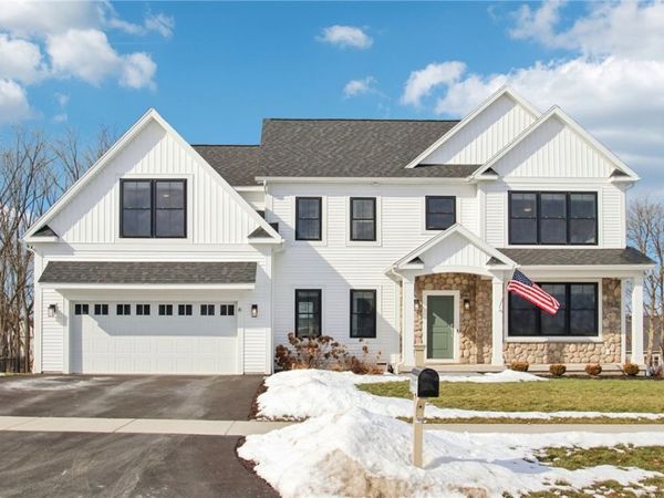 6 Chase Meadow Trail , Honeoye Falls, NY 14472