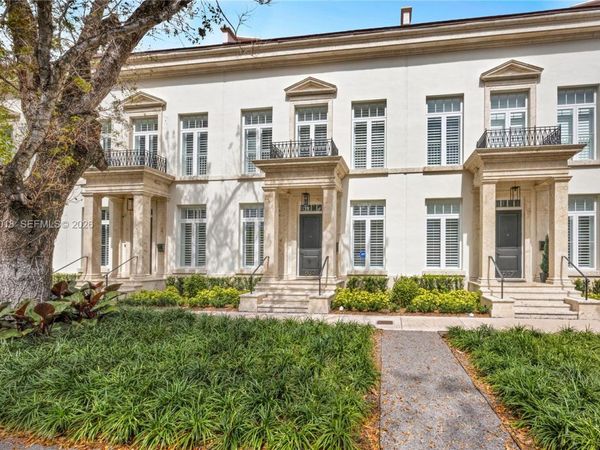 639 Almeria Ave , Coral Gables, FL 33134