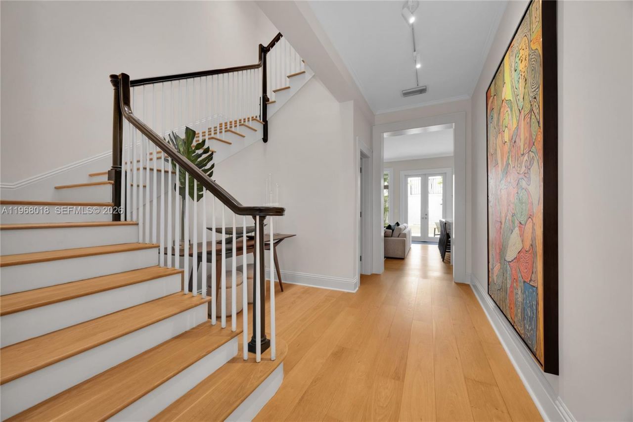 639 Almeria Ave , Coral Gables, FL 33134 Photo