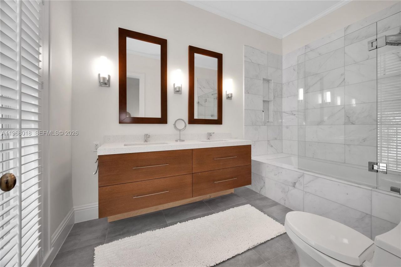 639 Almeria Ave , Coral Gables, FL 33134 Photo