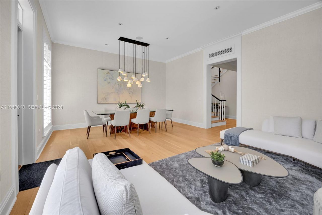 639 Almeria Ave , Coral Gables, FL 33134 Photo