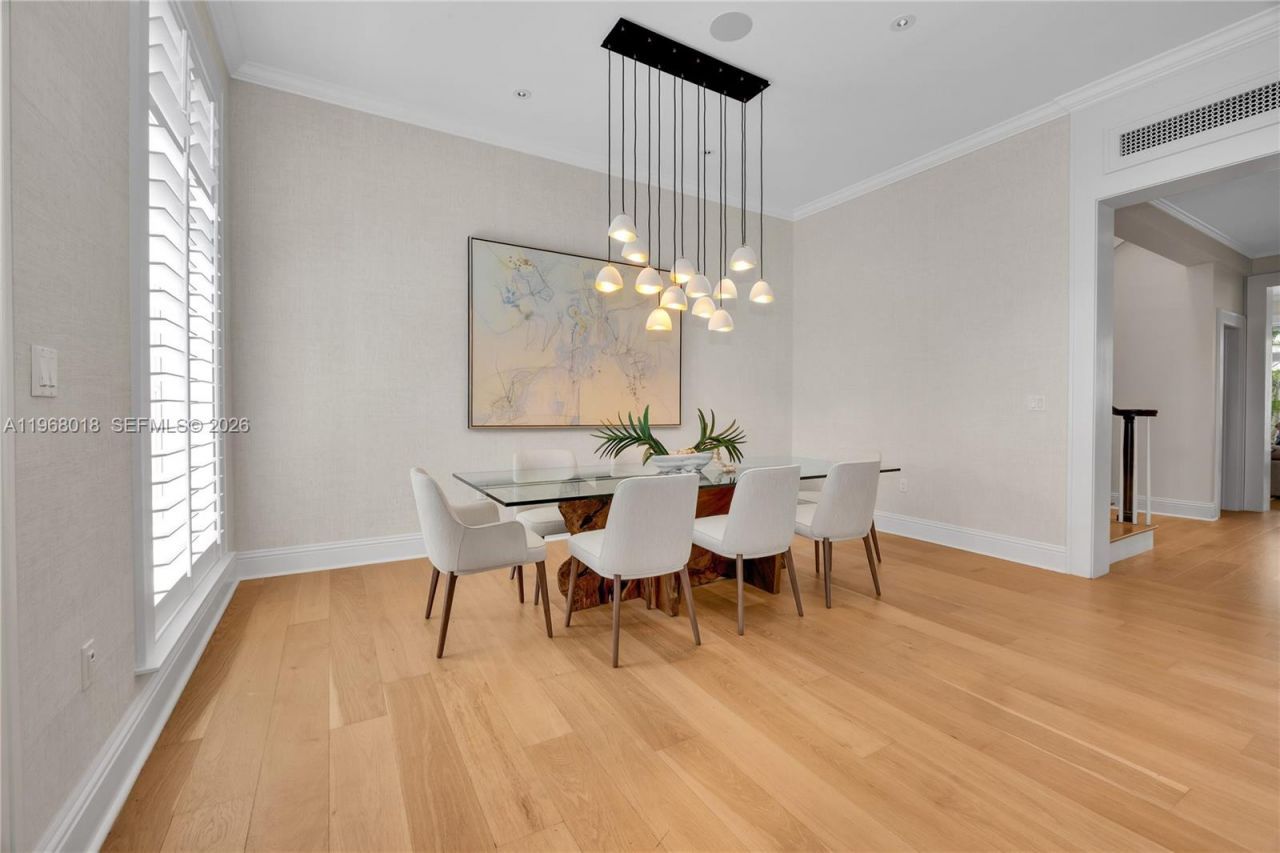 639 Almeria Ave , Coral Gables, FL 33134 Photo