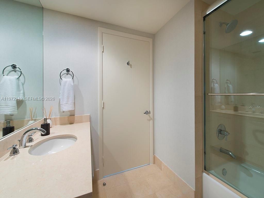 2711 S Ocean Dr., Unit 2804, Hollywood, FL 33019 Photo