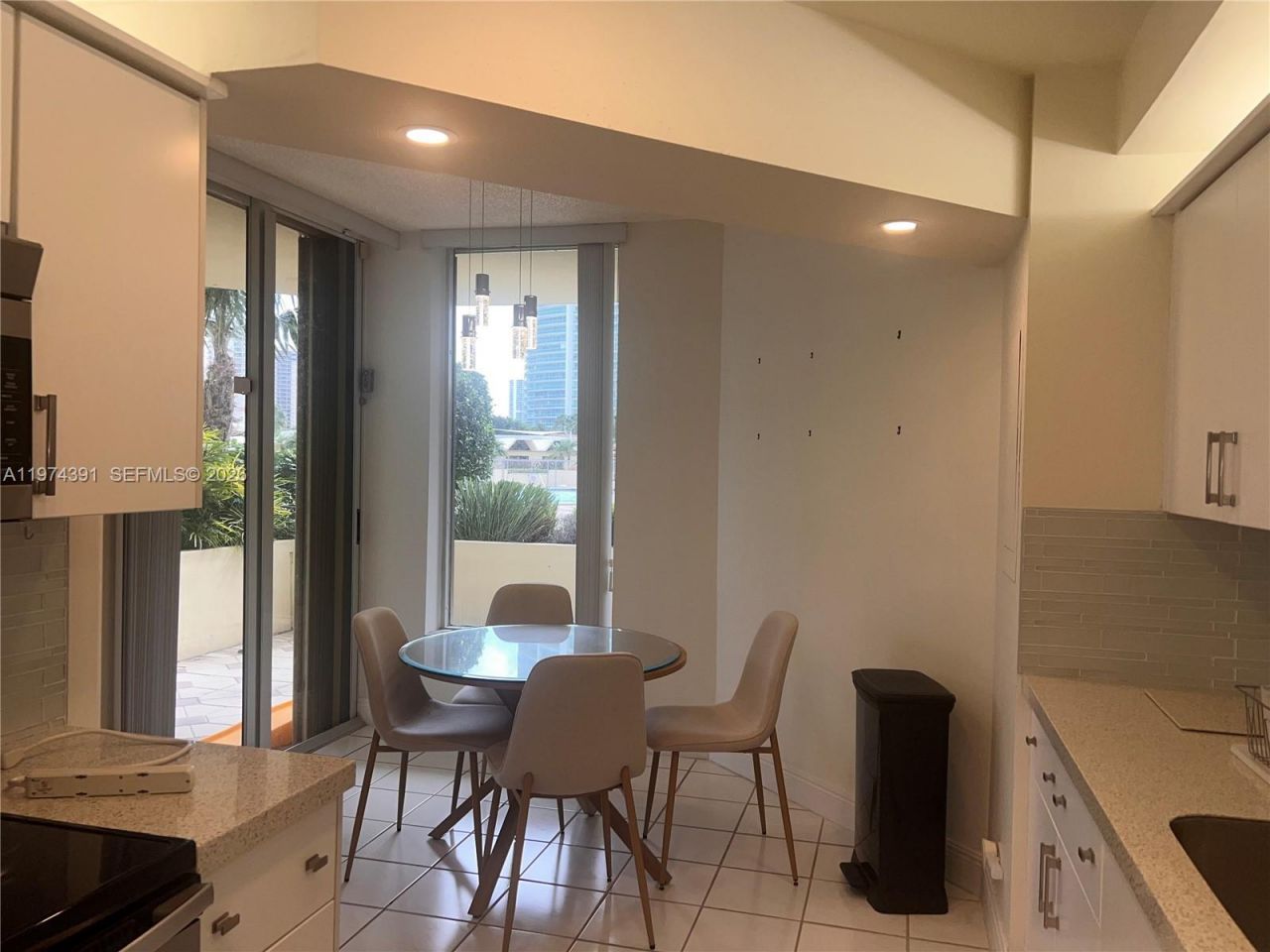 20191 E Country Club Dr, Unit 407, Aventura, FL 33180 Photo