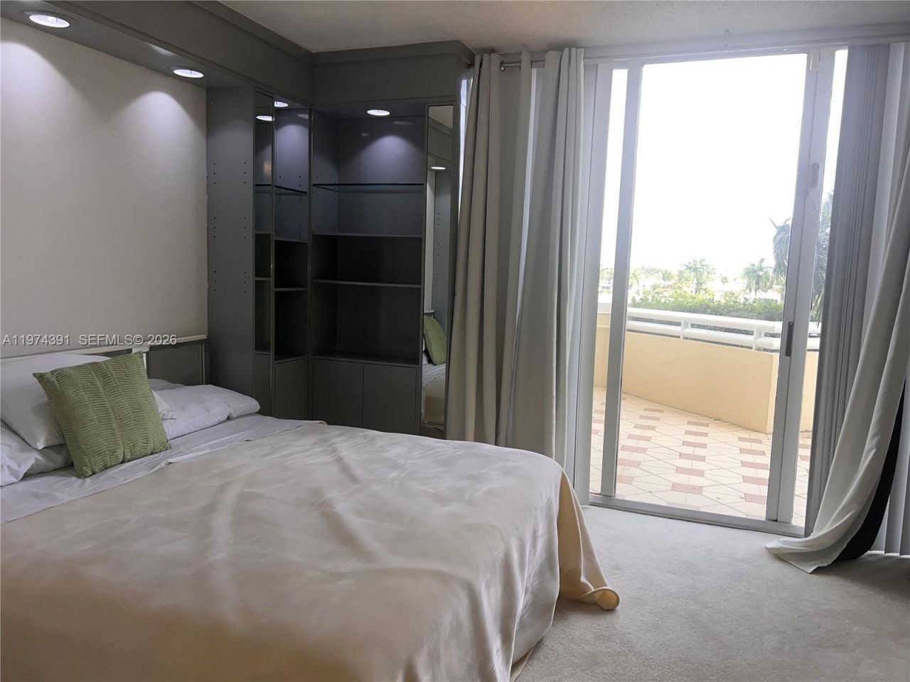 20191 E Country Club Dr, Unit 407, Aventura, FL 33180 Photo