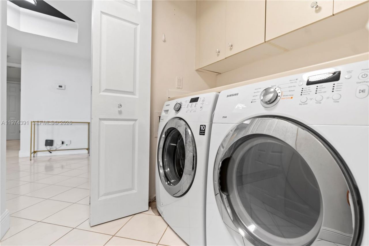 20191 E Country Club Dr , Unit 407, Aventura, FL 33180 Photo