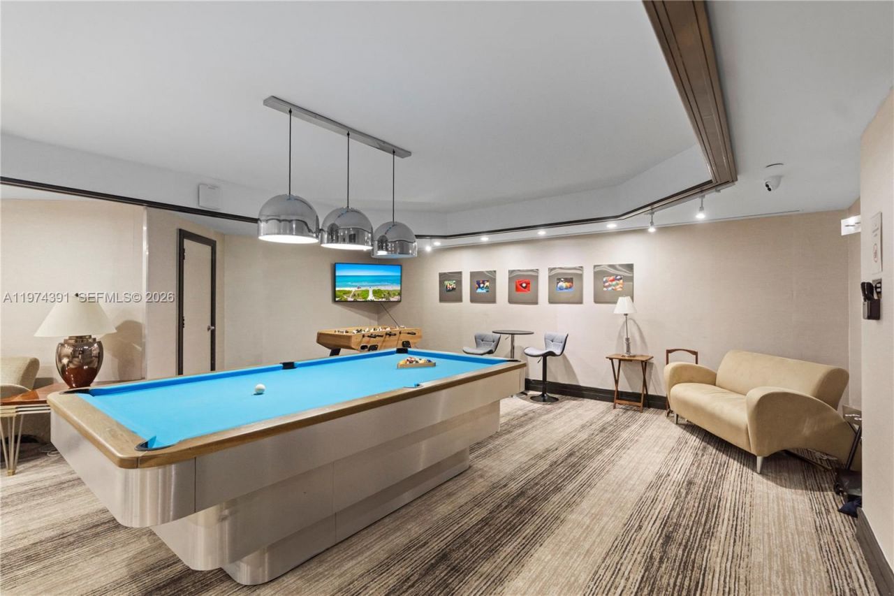 20191 E Country Club Dr, Unit 407, Aventura, FL 33180 Photo