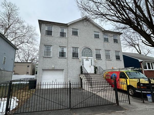 29 Madonna Pl, Unit A, East Orange, NJ 07018