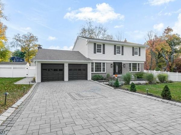 15 Glen Rd, Parsippany-Troy Hills, NJ 07054