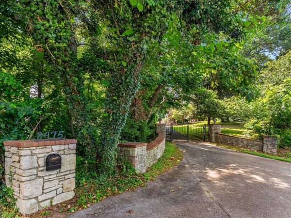 8475 McCrory Ln , Nashville, TN 37221