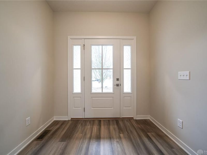 4086 Glenheath Drive, Dayton, OH 45440 Photo 2