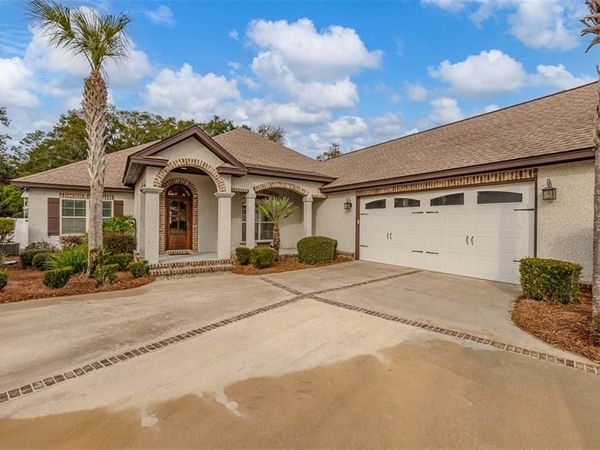139 DeBrooke Place , St Simons Island, GA 31522
