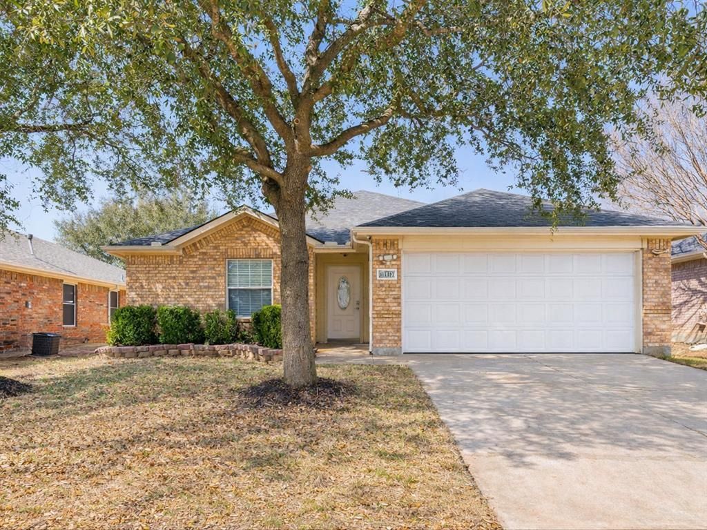 11813 Ponderosa Pine Drive, Fort Worth, TX 76244 Main Photo