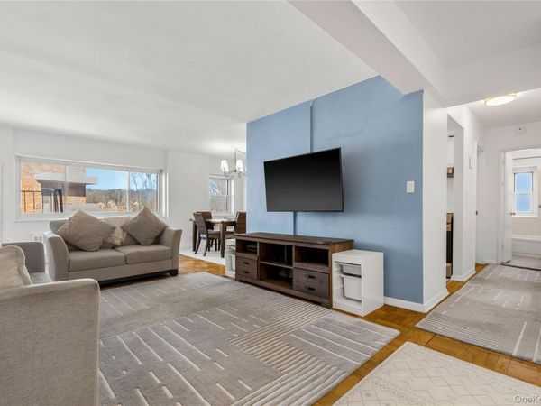 45 E Hartsdale Avenue, Unit 6L, Hartsdale, NY 10530