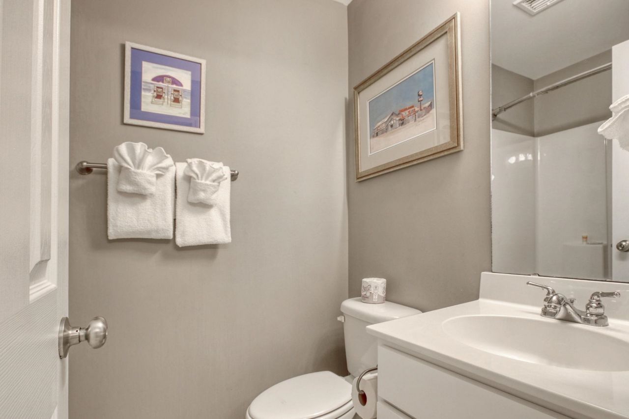 415 Ocean Creek Dr. Photo 13