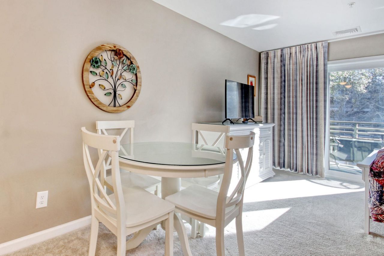 415 Ocean Creek Dr. Photo 8