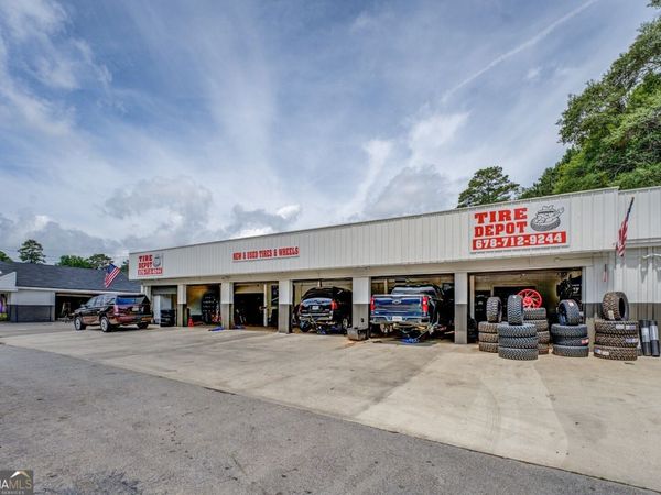 6166 Washington Street SW, Covington, GA 30014