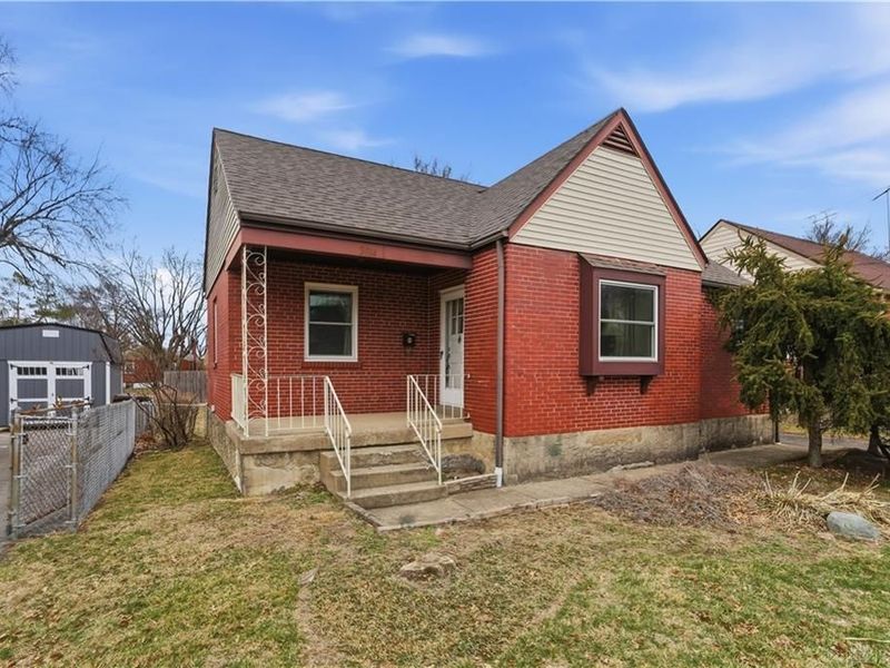 3816 Saint Johns Terrace, Deer Park, OH 45236 Photo 2