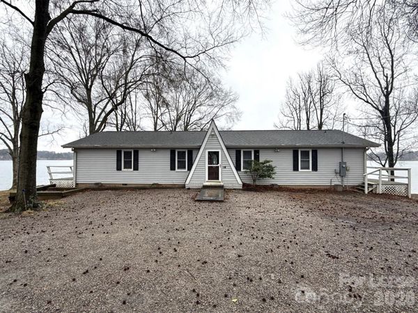 3628 Brooks Lane, Terrell, NC 28682