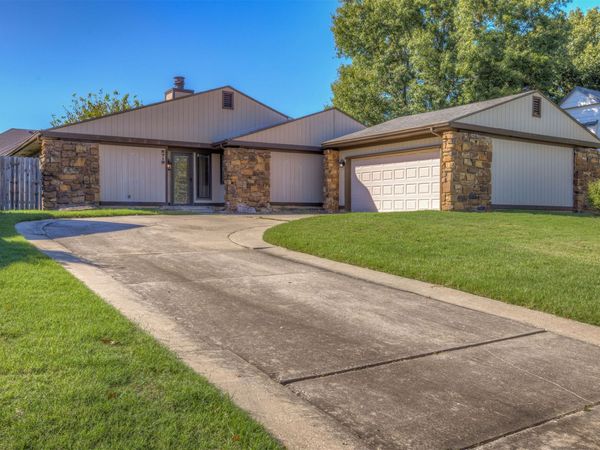 8718 S 72nd East Avenue, Tulsa, OK 74133