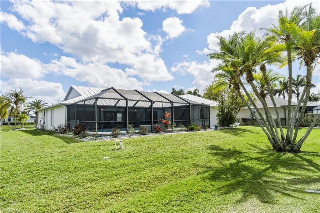 11883 King James Ct, Cape Coral, FL 33991 Photo