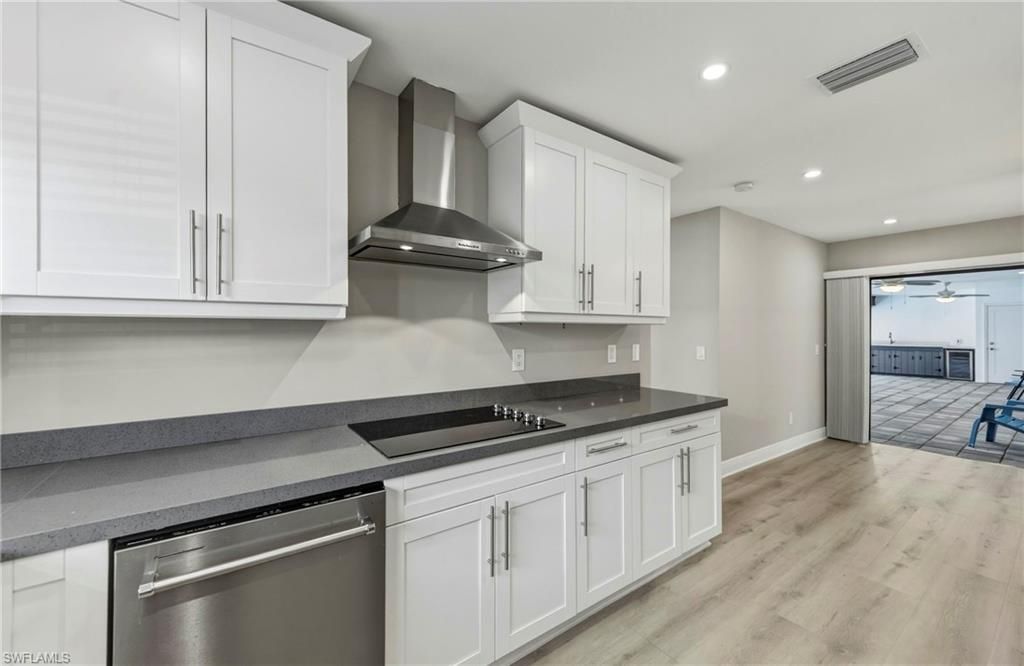 11883 King James Ct, Cape Coral, FL 33991 Photo