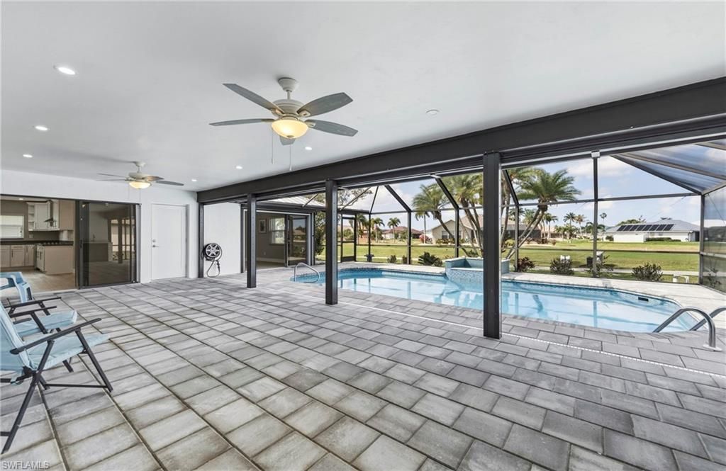 11883 King James Ct, Cape Coral, FL 33991 Photo