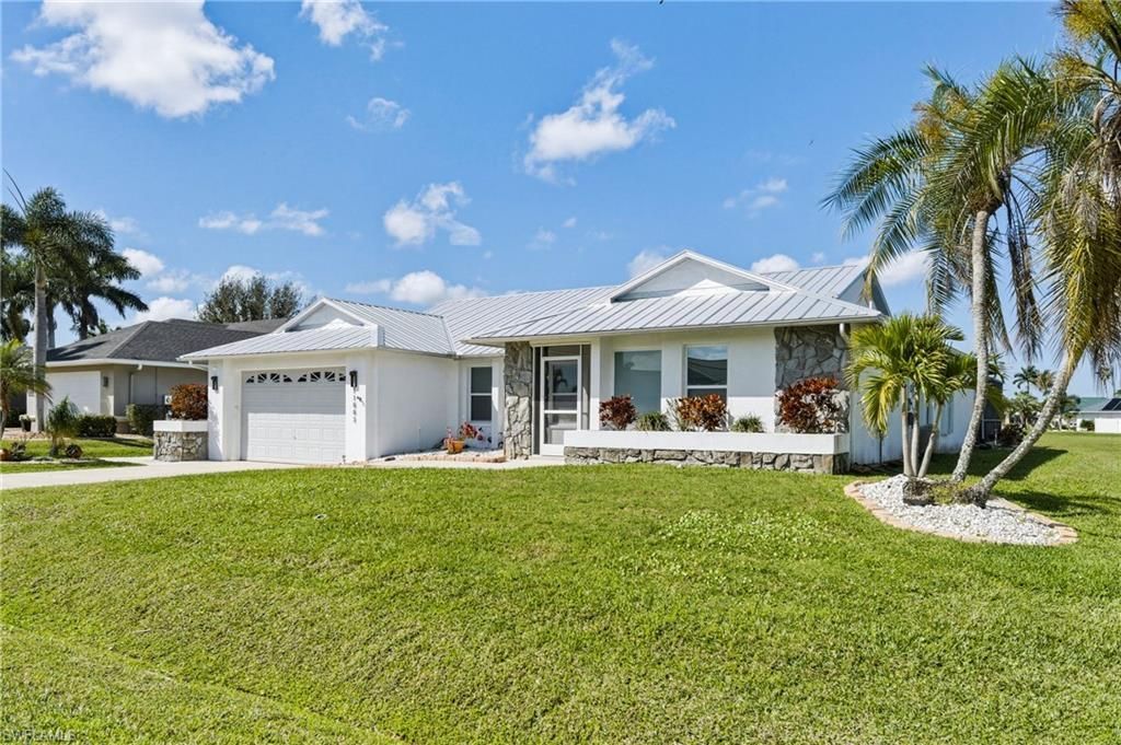 11883 King James Ct, Cape Coral, FL 33991 Photo