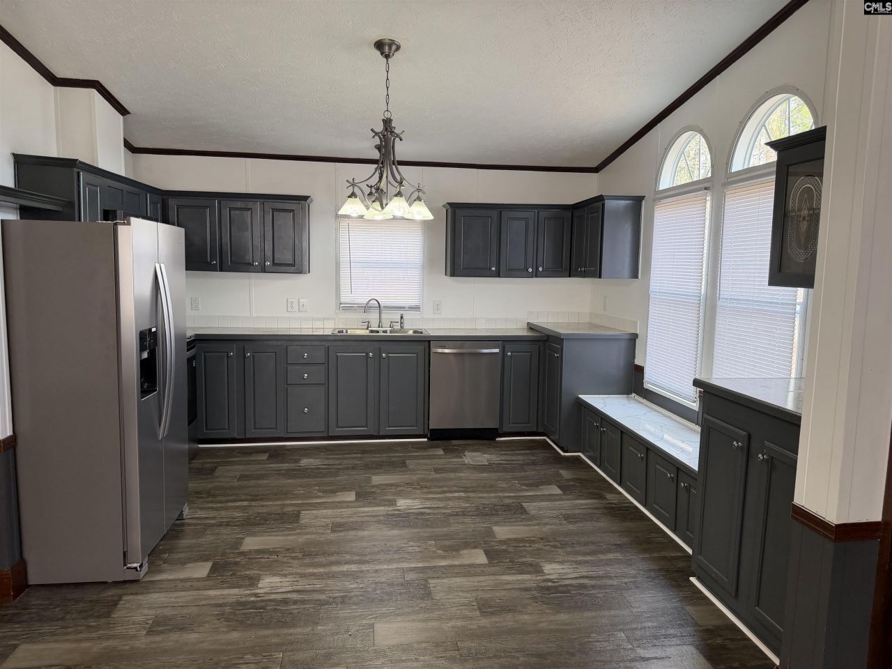 237 Shadow Dale Drive Photo 11