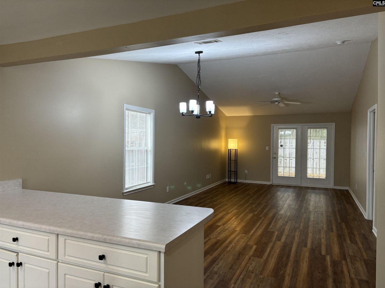 144 Cedar Glen Lane Photo 5