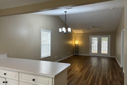 144 Cedar Glen Lane photo 4