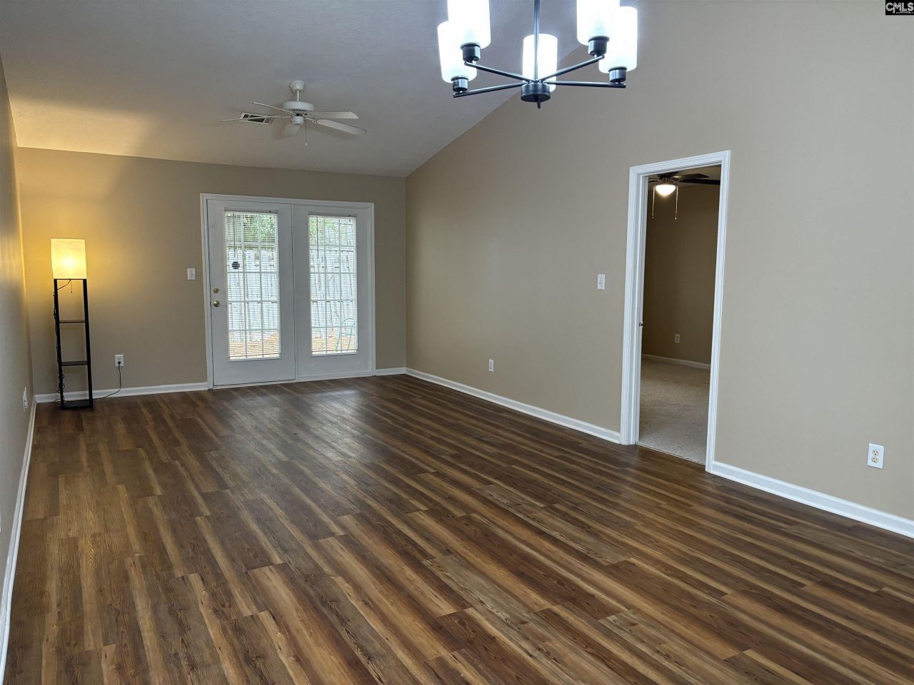 144 Cedar Glen Lane Photo 9