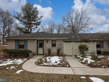 357 VALLEYBROOK DRIVE, LANCASTER, PA 17601