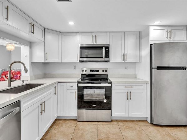 3252 Foxcroft Rd, Unit 102, Miramar, FL 33025