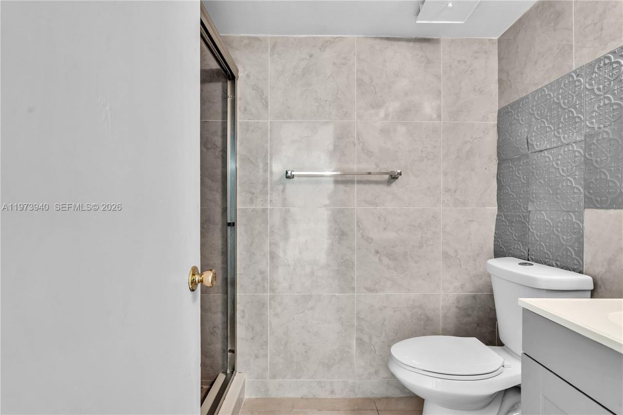 3252 Foxcroft Rd, Unit 102, Miramar, FL 33025 Photo