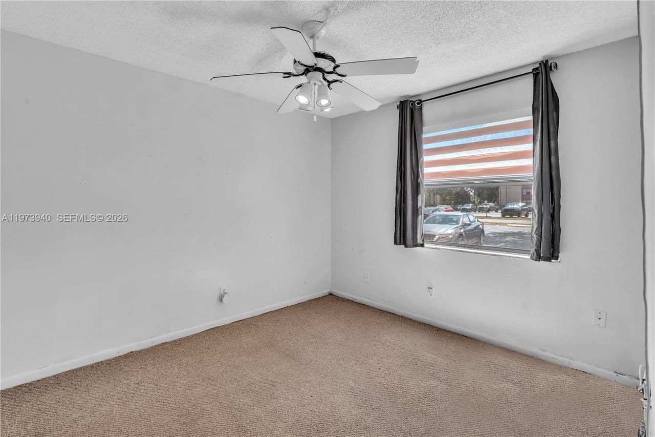 3252 Foxcroft Rd, Unit 102, Miramar, FL 33025 Photo