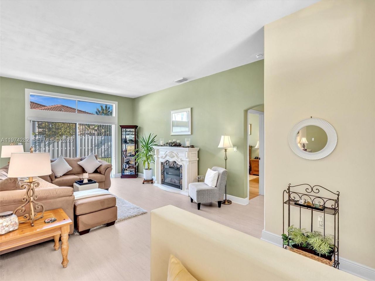 19033 NW 23rd Ct, Pembroke Pines, FL 33029 Photo