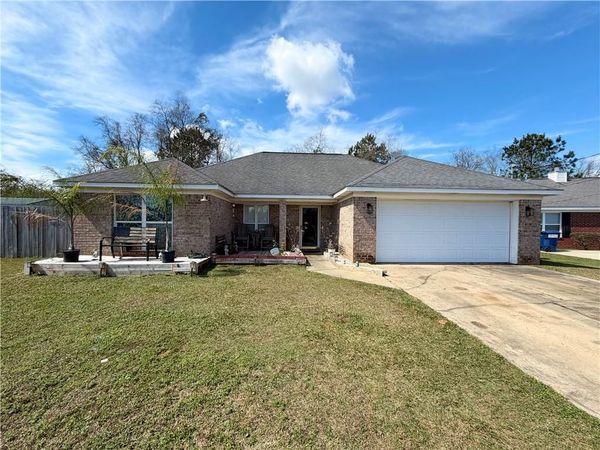 7670 Mailon Court, Theodore, AL 36582