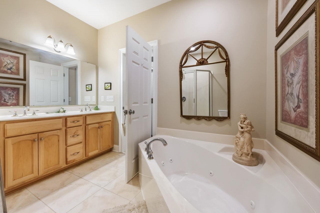 529 Golden Bear Dr.  Photo 22