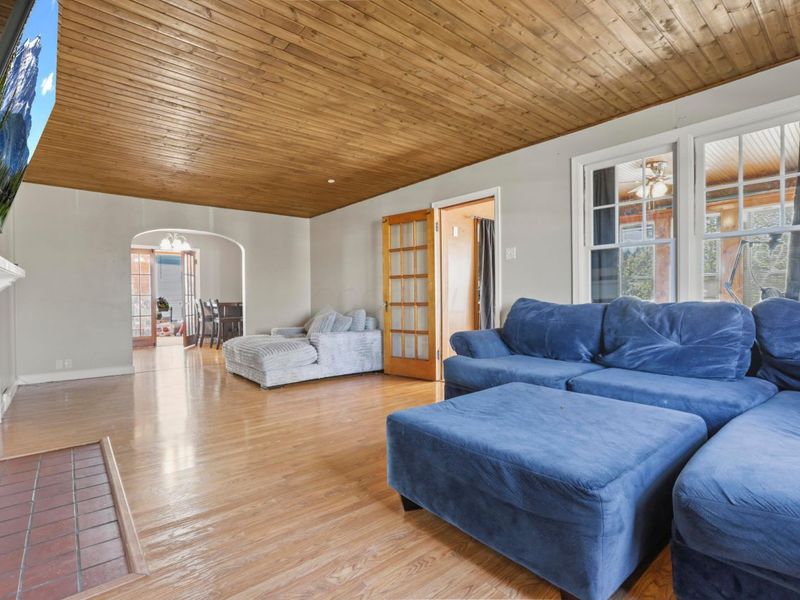 56 N High Street , Jackson, OH 45640 Photo 12